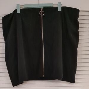Elegant Black Zipper Skirt